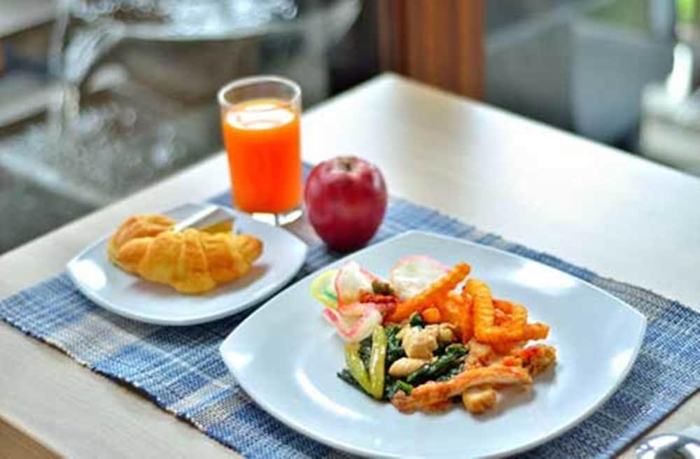 ราซูนา แมนชั่น Hotel จาการ์ตา ภายนอก รูปภาพ