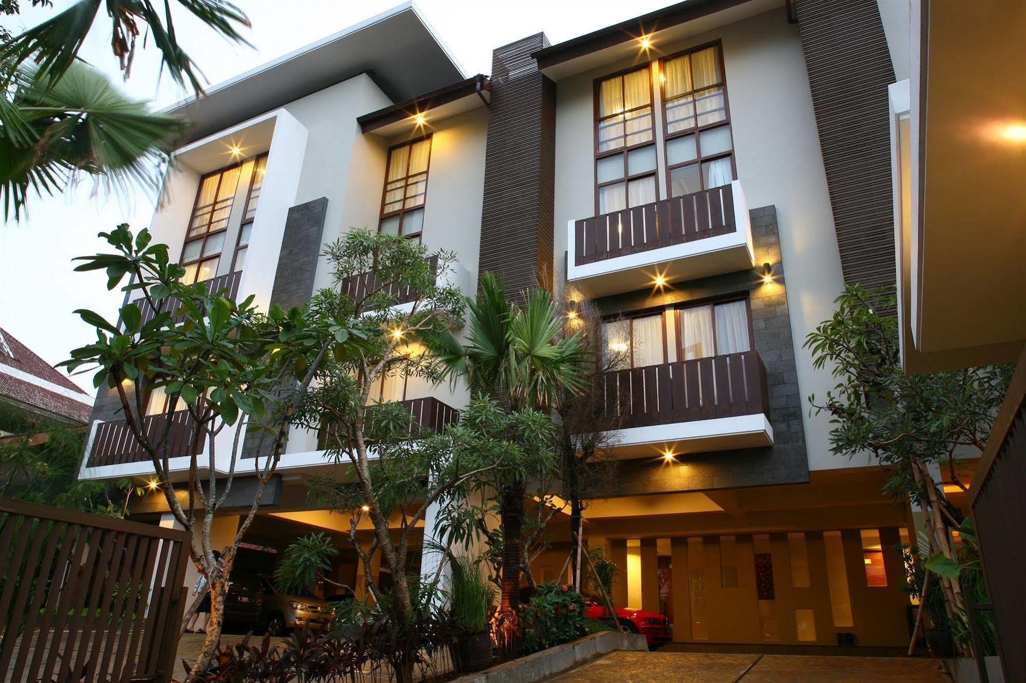 ราซูนา แมนชั่น Hotel จาการ์ตา ภายนอก รูปภาพ