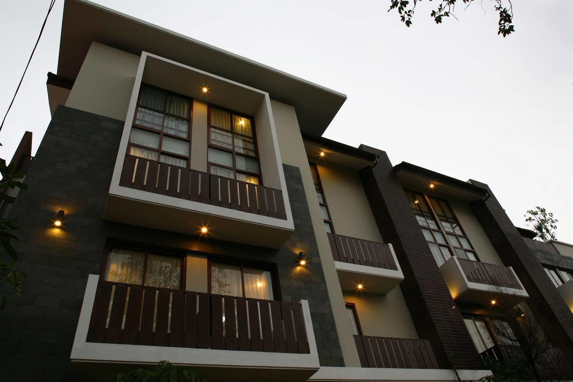 ราซูนา แมนชั่น Hotel จาการ์ตา ภายนอก รูปภาพ