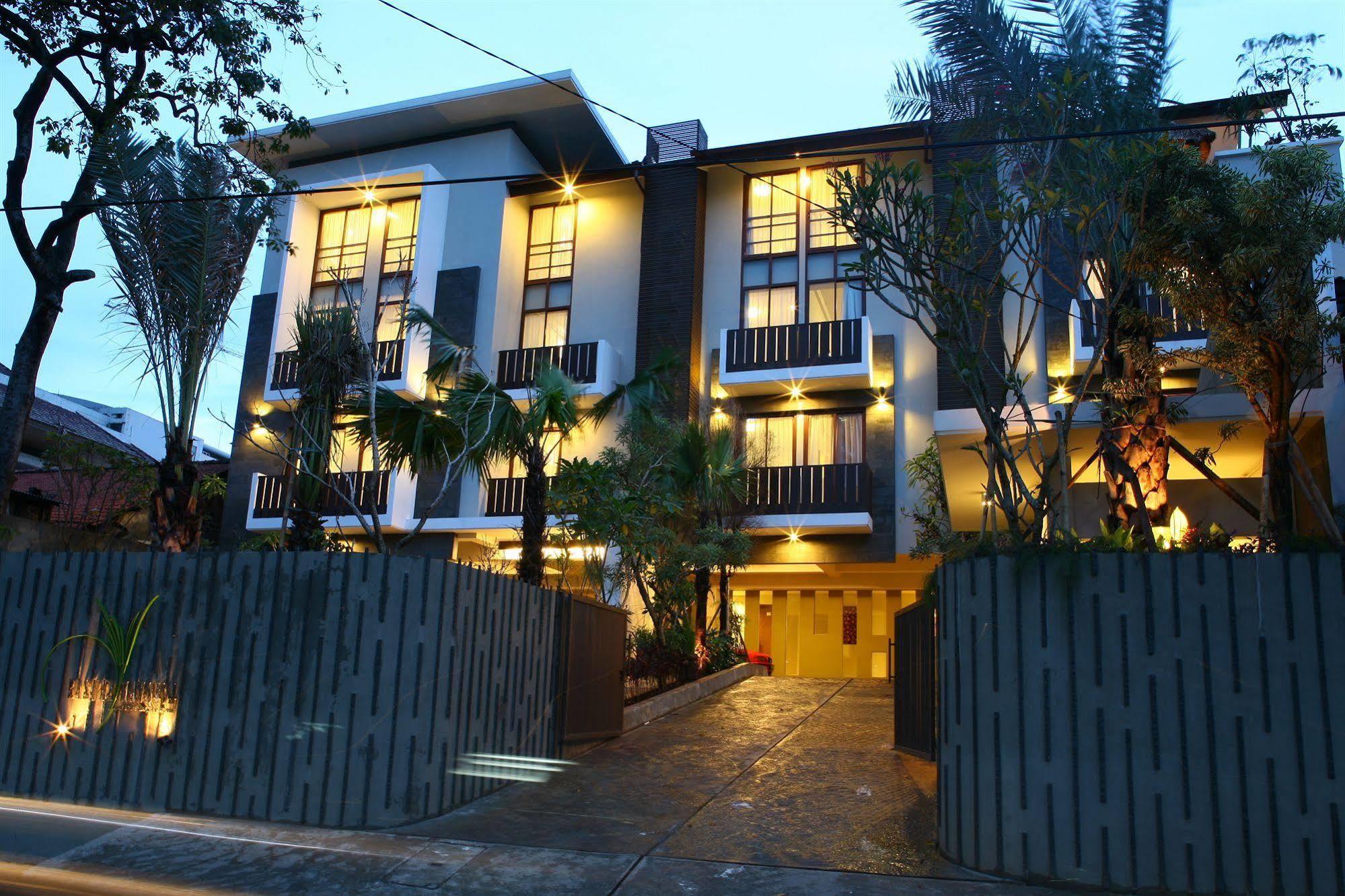 ราซูนา แมนชั่น Hotel จาการ์ตา ภายนอก รูปภาพ