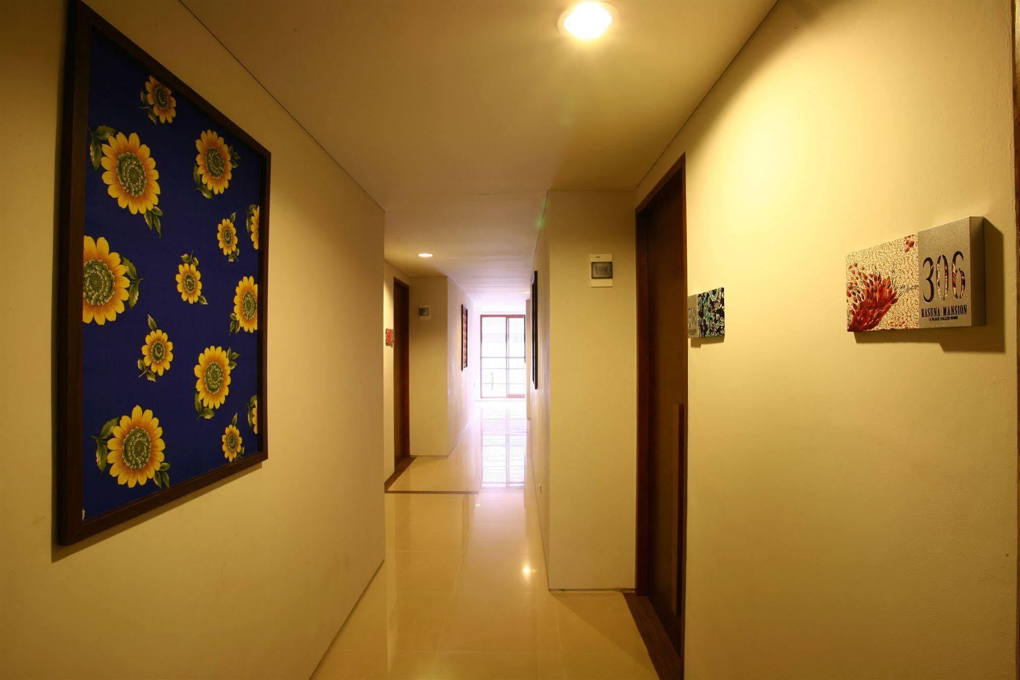 ราซูนา แมนชั่น Hotel จาการ์ตา ภายนอก รูปภาพ