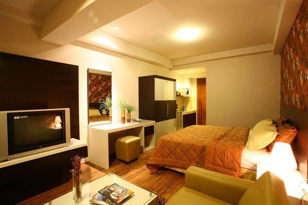 ราซูนา แมนชั่น Hotel จาการ์ตา ภายนอก รูปภาพ
